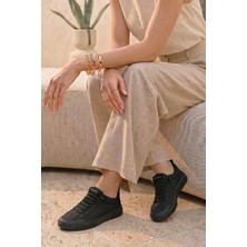 Stilbagshoes Lastik Bağcık Detaylı Comfort Kadın Spor Ayakkabı 2026SBSY0004 Siyah