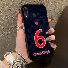 HONTINGA Samsung Galaxy A20 ile Uyumlu Kılıfı Silikon Kenar Sert Arka Düşüme Önleyici Basitlik Anti Düşme Kamera Korumali Dünya Kupası 6 Numara Orkun Kökçü Desen Telefon Kılıfı K1-1209