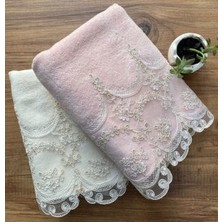 Çeyiz Bahçesi 2'li Fabella Kadife Havlu 50 x 90 cm Krem Pudra Renkli Özel Tasarım