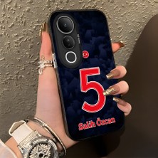 HONTINGA Vivo V50 Lite ile Uyumlu Kılıfı Silikon Kenar Sert Arka Düşüme Önleyici Basitlik Anti Düşme Kamera Korumali Dünya Kupası 5 Numara Salih Özcan Desen Telefon Kılıfı K1-1208