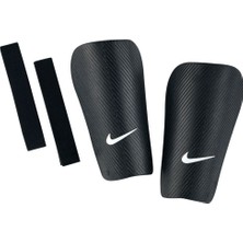 Renkli Nike Junior Guard-Ce Sp2162-010 Çocuk Tekmelik Anatomik Yapı ile Rahatlık Sağlar Sp2162-010