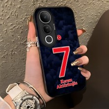 HONTINGA Vivo V50 Lite ile Uyumlu Kılıfı Silikon Kenar Sert Arka Düşüme Önleyici Basitlik Anti Düşme Kamera Korumali Dünya Kupası 7 Numara Kerem Aktürkoğlu Desen Telefon Kılıfı K1-1210