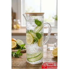 Gugga Crysta 1.5 L Akrilik Plastik Sürahi – Vakumlu Bambu Kapaklı, Şeffaf Desenli Su ve Içecek Karafı