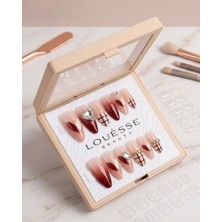 Louesse Beauty Louésse Ruby Grid Takma Tırnak Seti 12’li  Kırmızı French Taş Detaylı Şık Model