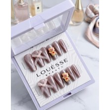 Louesse Beauty Louésse Teddy Blush Takma Tırnak Seti 12’li  Ayıcıklı Fiyonklu Nude Parlak Şık Model