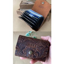 Alesta Leather Atelier (Isim Yazıyoruz) Akordeon Kartlık - Hakiki Deri El Yapımı