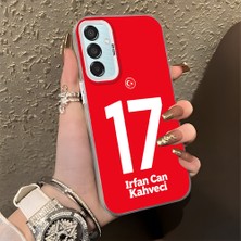 HONTINGA Samsung Galaxy M15 ile Uyumlu Kılıfı Silikon Kenar Sert Arka Düşüme Önleyici Basitlik Anti Düşme Kamera Korumali Dünya Kupası 17 Numara Irfan Can Kahveci Desen Telefon Kılıfı K1-1220