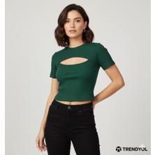 Kadın Kumaş Geniş Askılı Crop Bluz