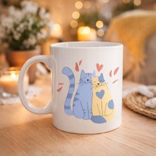 Sevimli Aşık Kediler Desenli Porselen Kupa Model 42 – Love Cats Tasarım Sevgiliye Hediye, Kahve &amp; Çay Kupası