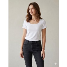 Mamizya Kare Yaka Kadın T-Shirt