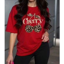 Nigrum Pardus Nıgrum Pardus Leopar Desenli Cheryy Baskılı %100 Pamuk Yeni Sezon Büyük Beden Kadın T-Shirt
