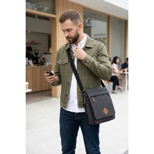 Hakan Çanta GK14 KANVAS POSTACI DİK ÇAPRAZ ÇANTA Siyah Ergonomik Tasarım ve Çok Amaçlı Kullanım