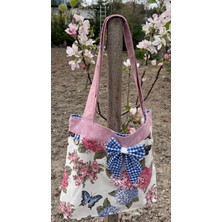 Matilda El Emeği Orkide ve Kelebek Desenli Duck Kumaş Omuz Çantası - Pötikare Astarlı, Iç Cepli, Fiyonklu Tote Bag (40X38 Cm)