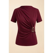 AKD Atelier Kadın T-Shirt Kısa Kollu Gold Toka Detaylı Büzgülü Drapeli Dik Yaka Sandy Likralı Şık Bluz