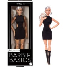 Cekar Store Barbıe Basıcs™ Ikonik Koleksiyon Bebekler - Sarışın Barbie Basics Koleksiyona Uygun Bebek, Siyah Elbisesi ve Gladyatör Çizmeleriyle Sarı Saçlı Model 02 JBH71