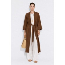 Kahverengi Mizalle Keten Dokulu Kuşak Detaylı Uzun Kahve Kimono