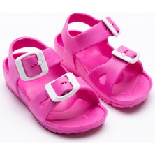 Penti Pembe Kız Çocuk Sandalet Yumuşak Malzeme ile Rahat Kullanım İçin Tasarlandı