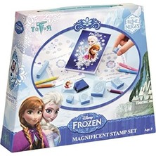 Assess Store Bastel-Set Mit 6 Stempel, 5 Buntstifte, 1 Stempelkissen Und 1 Zeichenblock - Im Süßen Eiskönigin Look