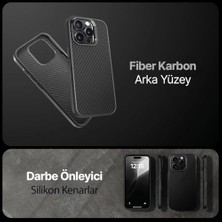 Assess Store 15 Pro Max Için Fiber Karbon Arka Tasarımlı Metal Tuşlu ve Lens Çerçeveli Sararmayan ve Çizilmeyen Güçlü Darbe Emici Premium Silikon Kılıf (Siyah, 15 Pro Max)