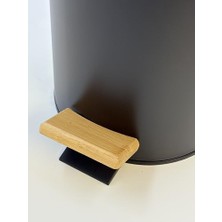 Teknocan Bambu Kapaklı Metal Çöp Kovası – Hidrolik Sistemli Yavaş Kapanma Özellikli, Pedallı, Banyo ve Mutfak Için Şık ve Fonksiyonel Tasarım (Siyah, 3 Litre)