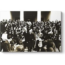 Teknocan Atatürk Izmir Kız Lisesi'nden Ayrılırken Tablo 75 x 50