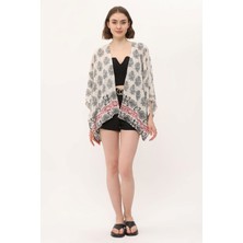 Yoga Zero Zada Boho Cape 3 - Cream Paisley-Border