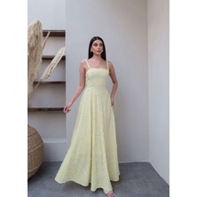 Esra Helvacı Askılı Çiçek Aplikeli Uzun Elbise