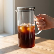 Ala Store Borosilikat Cam Sürahi ve Karaf 1.5 Litre - Dayanıklı, Mikrodalga Uyumlu Dikey Çizgili Tek Parça Cam Sürahi
