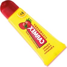 Esranın Dünyası 10 G Nemlendirici Özelliği ile Strawberry Dudak Balmı