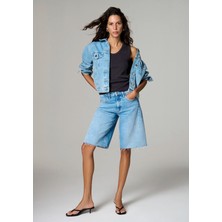 Mavi NICA SHORT Iconic Açık Mavi Jean Şort 1417236-A4111