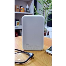Bliss Store H006 20000 Mh Pd 27W ve USB 100W Fast Hızlı Şarj Dahili Type C ve Lightning Kablolu Dünya Standartlarına Uygun Polymer Batarya Birebir Amper LCD Göstergeli Powerbank