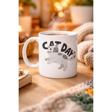 TKÇ Cat Day Kedi Desenli Porselen Kupa Model 67 – Sevimli Kedi Figürlü, Günlük Kullanıma Uygun, K