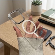 Wess Premium iPhone 14 Pro Max Kılıf Sararmaz Şeffaf Magsafe Destekli Lüks Mika