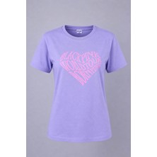 Trender Kalp Baskı O Yaka Lila Kadın T-Shirt 26YDT1000004