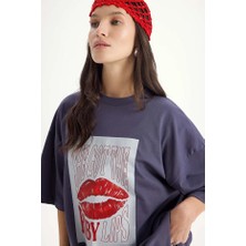 Hai Collection Ruby Lips Baskılı Oversize Tişört Casual Streetwear Stil
