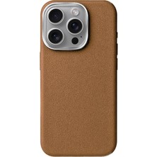 FourForce iPhone 16 Pro Için Magsafe ile Uyumlu Çizilmeyen ve Parmak Izi Tutmayan Deri Görünümlü Metal Tuşlu ve Metal Lens Çerçeveli Hybrid Silikon Kılıf (Taba, 16 Pro)