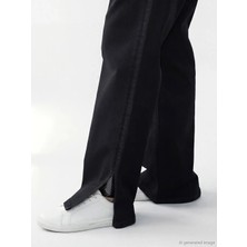 LC Waikiki Siyah Kolay Giyilebilir Beli Fermuarlı Straight Fit Kadın Jean Pantolon