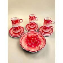 Artistic Quality Dekoratif Papatya Işlemeli Kırmızı Çay-Kahve Fincanı ve Çerezlik 13 Parça