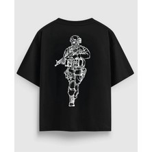 Oversize Unisex Tişört –asker Baskı, %100 Pamuk Streetwear Tasarım