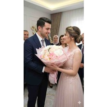 Sabrina Organizasyon Pembe ve Beyaz Çiçek Buketi