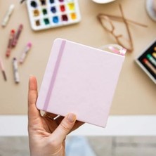 12X12 cm Pembe Sert Kapak Eskiz Defteri, 80 Yaprak 140 Gr.
