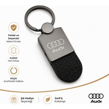 SAVEK Audi Logolu Araba Anahtarlık, Parlak Metalik, 9cm x 2,5cm, Hafif ve Kullanışlı Hediyelik Oto Aksesuar