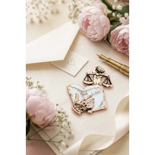 BB Bi Butik Shop Adalet Terazisi ve Kanun Kitabı Mine Işçilikli Broş