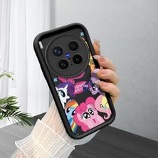Ucuc Vivo X300 Pro Uyumlu Siyah Silikon Şık Baskı Kılıf Darbeye Dayanıklı Kamera Korumalı