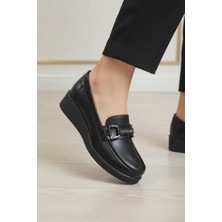 Enoch Kadın Işıltılı Şeritli ve Metal Tokalı Yüksek Comfort Tabanlı Modern Loafer