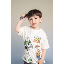 DeFacto %100 Pamuk Toy Story Regular Fit Kısa Kollu Tişört G9910A526SM