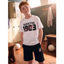 LC Waikiki Lcw Kids Beyaz Bisiklet Yaka Beşiktaş Baskılı Erkek Çocuk Tişört ve Şort