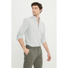 Altınyıldız Classics Erkek Haki Pamuklu Oxford Comfort Fit Rahat Kesim Düğmeli Yaka Çizgili Gömlek