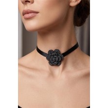 Petek Aksesuar Parlak Taşlı Çiçek Choker Kolye