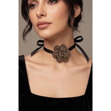 Petek Aksesuar Parlak Taşlı Çiçek Choker Kolye